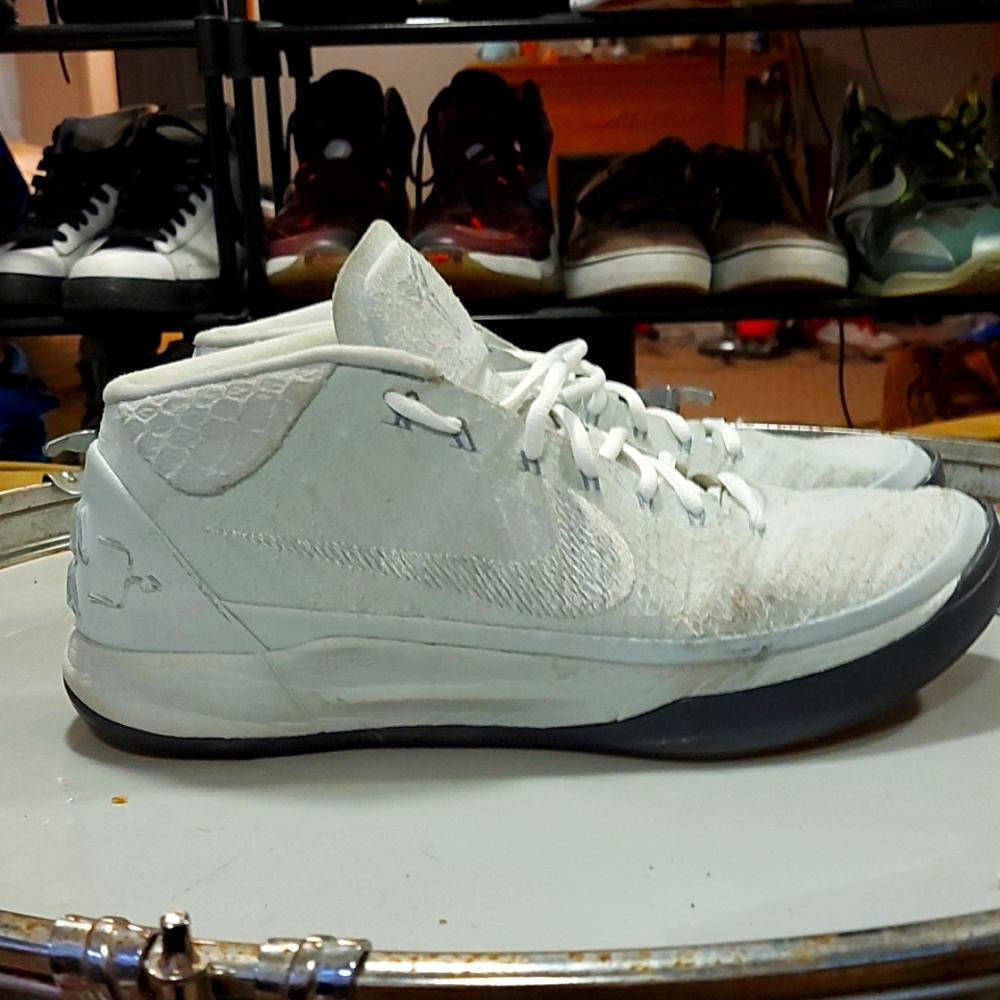 Nike Zoom Air Kobe AD Mid basketball shoes